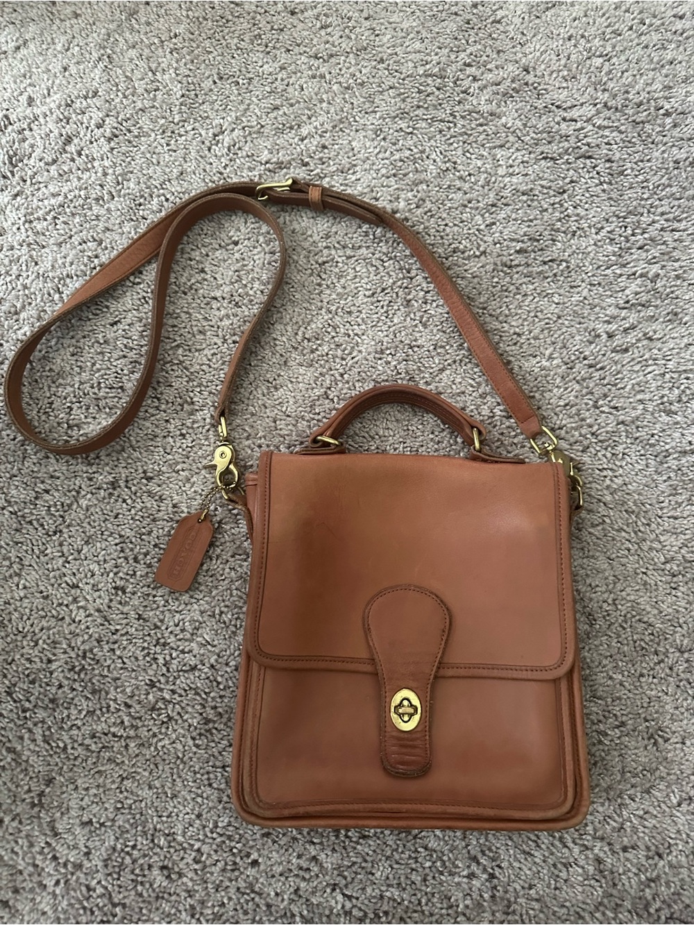 Coach station bag